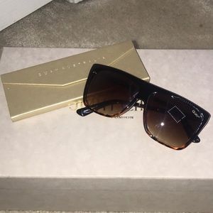 OTL ll Quay x Desi Sunglasses